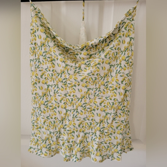 Astr The Label Lemon Print Tank NWT - Picture 4 of 10